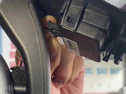 2021-2026款比亚迪秦plus dmi和秦plus ev车型都可以用,对应都有专用模具和原厂插头,安装简单方便,无损安装不影响原车质保。支持手机app和车机大屏查看视频,清晰度效果很好,完美适配原车,新车安装太适合了。#比亚迪秦plus #秦plusdmi #秦plusev #比亚迪 #比亚迪海豚 更多车型安装视频看这里@凯路德行车记录仪 @凯路德 @凯路德行车记录仪2