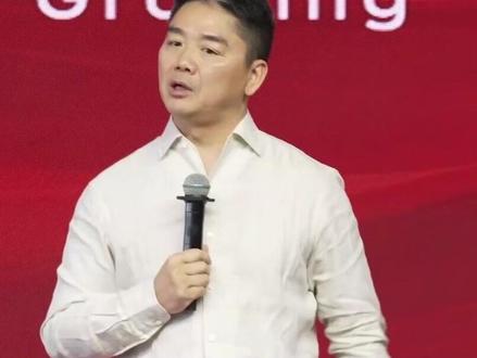 刘强东最新内部讲话:想尽一切办法保住兄弟们的饭碗 刘强东最新内部讲话:想尽一切办法保住兄弟们的饭碗,未来蓝领工人去修机器人 挣更多钱 #蓝领工人 #刘强东 #机器人