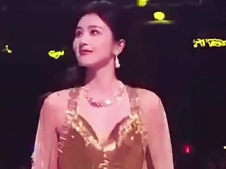 #白鹿#尖叫之夜 权威无需多言,白鹿教你收敛#气场全开