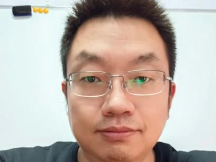 #加油站 #民营加油站 #油箱 #加油机 44升油箱加了56.8升油 车主怀疑加油站有猫腻