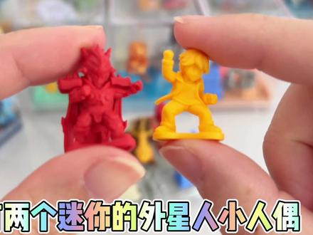 把奥特曼特摄盒子第2弹当垃圾扔掉了!赶紧出门去找找! 没想到不仅找到了,还拆到了大隐藏!#奥特曼 #盲盒 #奥特曼橡皮人 #橡皮人 #卡游