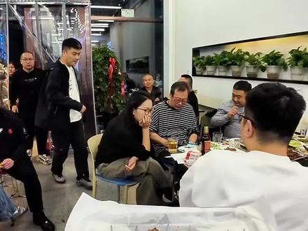 爸爸叫湖南,妈妈叫湖北,儿子叫什么,有知道的评论区打出来#哈尔滨烧烤 #美食 #美食推荐