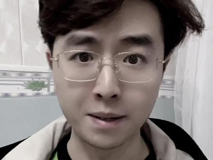 没错,这是我的亲身经历,被逼得封笔退圈了。因为他们拿着键盘站在太阳底下,我无法直视!#小说 #番茄小说