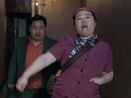 越没有什么就越爱炫耀什么,我反正肉多!你们什么多…