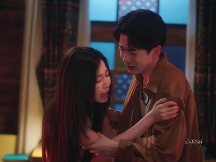 暮暮哭的我心疼😭#虞书欣 #双轨 #姜暮 #虞书欣姜暮情绪戏代入感 #虞书欣演的姜暮好让人心疼