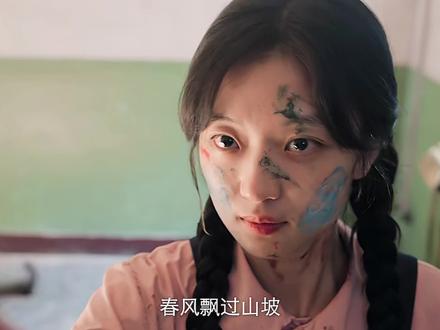 方穆扬和费霓终于分到了属于他们的房子,两人将婚房装饰成他们喜欢的模样,而看着如今幸福的方穆扬,谁又能想到不久前他还在费尽心思讨好岳父#纯真年代的爱情#孙千#陈飞宇