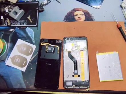 华为荣耀8青春手机更换屏幕拆机分享#修手机 #手机换屏