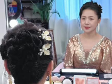 婚礼喜妈妈减龄发型#我要上热门🔥 #抚顺化妆师#喜婆婆喜妈妈 #喜妈妈喜婆婆礼服 @抖音流量助手
