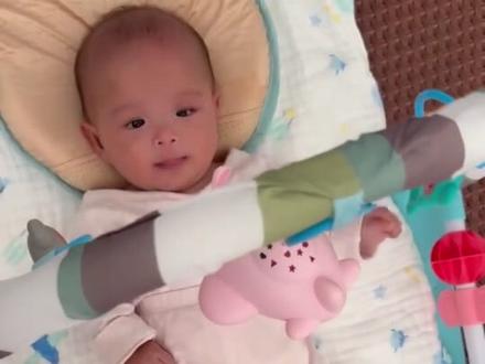 “为小洛熙讨公道,不只是为她一家。是为了我们每一个人未来就医时,能有一个更透明、更严谨、医生更能敬畏生命、尊重家属的环境!#小洛熙 #小洛熙妈妈 #小洛熙爸爸 #小洛熙宁波妇儿医院事件 #小洛熙事件