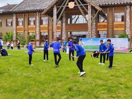 “曲棍球之乡”呼伦贝尔莫力达瓦达斡尔族自治旗的曲棍球环境。#莫旗 #呼伦贝尔 #曲棍球 #民俗文化 #户外