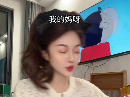 蕾丝加上粉色缎面~春日氛围感一下就上来了~好嫩好少女!!#小ck德训鞋 #小ck新款 #德训鞋 #美鞋分享