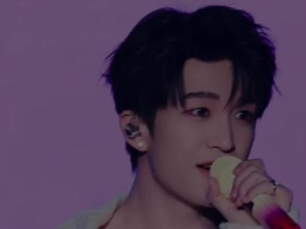 黄子弘凡真的把演唱会开到鸟巢了! 黄子弘凡出息了,北京鸟巢演唱会定档!#黄子弘凡 #演唱会 #黄子弘凡演唱会 #黄子弘凡北京演唱会 #黄子弘凡鸟巢演唱会