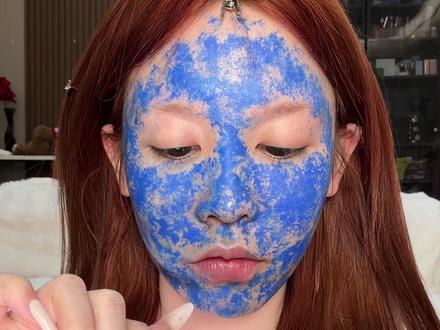 别人用着都好用的贴贴霜 为啥我用还是卡粉脱妆啊#红地球贴贴乳液#红地球#妆前