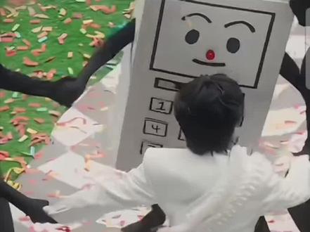 是不管多大都会让人心软软的小宋呀 #小宋呀 #宋亚轩 #珍珠小子 #养成系#流量扶持 #上热门