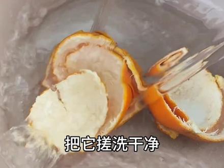 把橘子皮装进塑料瓶里,作用这么厉害?一年能省好几百,简单实用