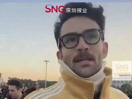 美国网红观看升旗仪式后
感叹是一辈子难忘的体验
称中国是他必须要来的地方
来源:北京时间
#我和中国文化有个约会#