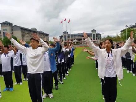 #记录校园生活 #新学期新开始 #孩子们棒棒哒 @DOU+小助手