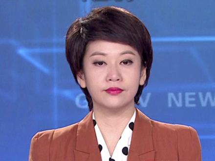 黔灵山工作人员为防止猕猴伤人,用皮筋驱赶,被游客指责