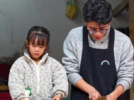 满是藏不住的小惊喜,这就是被家人记挂着的幸福呀