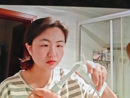 #剪映bug 快来客服看一看哇 辛辛苦苦三小时 导出到一半停了 然后就变这样了 删甚至都删不掉 剪映误人哇😭