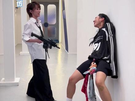 伸手不打笑脸人~
#乘风2026 #我的变脸速度 #变脸