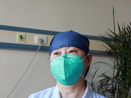 最近门诊看了好几个年轻男女,运动过度出现横纹肌溶解的情况,简单说就是肌肉组织严重受损,出现的这种情况症状:明显肌痛、乏力,出现尿色加深。#横纹肌 #肾病科万华主任