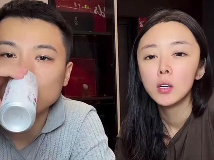 #薛小婉任权 #边吃边唠 钰哥说薛小🥣本来要来参加婚礼的