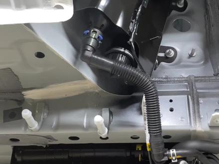 现在汽车乘坐基本闻不到汽油味了,得益于汽车在一个重要部件-碳罐,今天带大家了解一下Mazda次世代昂克赛拉上的碳罐的连接方式跟作用#上热门 #带你懂车 #马自达 #专业的事交给专业的人 #汽车