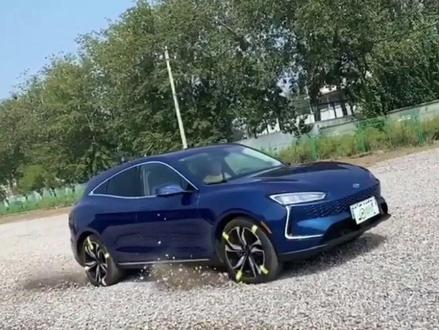 HUAWEI问界,遥遥领先~#华为 #问界 #华为问界 #问界m5智驾版抢先体验