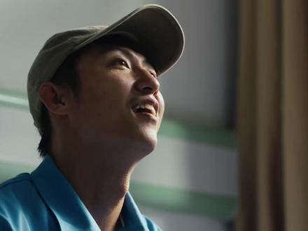 他被爱情逼疯住进精神病院,前女友父亲却患上老年痴呆 #岁月有情时 #黄景瑜 #贾冰 #徐若晗 #好剧推荐