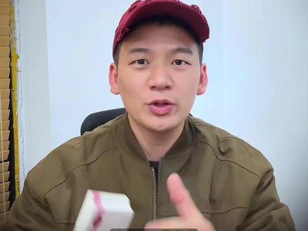 《2026版》手机开电子发票全流程,新手秒会! 手机开电子发票超简单教程来啦!不用电脑、不用跑税务局,手机一步到位,合规又高效!个体户、企业均适用,赶紧码住!开票再也不费劲儿,跟着步骤走,一次就能成功~需要满足2条件:1,有执照+税务报道;2,票种核定。#手机开电子发票 #如何开发票 #手机开发票 #发票开具 #申领发票