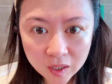 亲测有效❗️黑眼圈真是淤血❗️4步散黑|跟练版
1️⃣互联网姐妹 亲测有效 00:01
2️⃣按压眼周 先开穴 00:31
3️⃣热敷眼周+按摩 02:02
4️⃣筋膜复位 02:38
5️⃣总结:03:05
#黑眼圈#黑眼圈散退#眼部按摩#淡化黑眼圏 #筋膜提升
