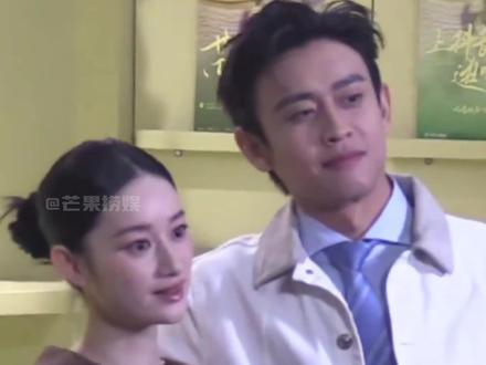 王天辰!你到底在和晓婷叽里咕噜说啥呀!
#郭晓婷 #王天辰 #王天辰线下活动唇语