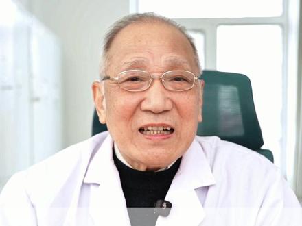 艾叶煮水喝 调理全身多处疼痛 #中医 #医学科普 #抖出健康知识宝藏 #新年囤点专业货#涨知识