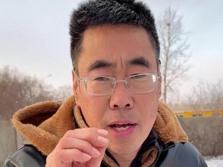 家庭训练中,如果狗太兴奋不好操控,我们如何调整他动静平衡#训犬 #训犬师 #训犬学校