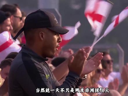 U17世界杯16强诞生,英格兰日本横扫晋级!朝鲜创20年纪录 赛事热门英格兰2-0完胜韩国,赫斯基头球破门,已打入4球,成金靴奖有力争夺者。 欧洲内战,意大利下半场发力2-0淘汰捷克。 日本队下半场火力全开,三球连击3-0轻取南非。 朝鲜队2-1力克委内瑞拉,金裕珍梅开二度,创下20年来首场淘汰赛胜利! 奥地利在最后10分钟上演神奇剧本,83分钟点球,84分钟乌龙,2分钟解决突尼斯! 最刺激的当属乌兹别克斯坦对阵克罗地亚,双方1-1拖入点球大战,替补门将鲁斯塔姆乔诺夫神扑救主,乌兹别克斯坦4-3险胜晋级!
本届U17世界杯16强名单正式出炉:
欧洲: 葡萄牙、瑞士、爱尔兰、法国、奥地利、英格兰、意大利
非洲: 摩洛哥、马里、乌干达、布基纳法索
亚洲: 日本、朝鲜、乌兹别克斯坦
美洲: 墨西哥、巴西
16进8的比赛将在北京时间的18号晚上开始。