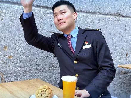 坐着高铁去广德,安全、舒适更快捷!#广德 #广德三件套 #车长子亮 #正能量#高铁