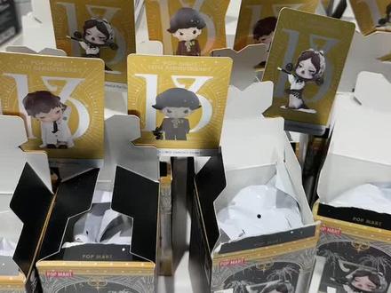 13周年新品 鉴定为大明盒 娃友估计很难抢的过蹲店🐮哥 #潮玩手办 #潮玩 #盲盒 #泡泡玛特 #潮流玩具