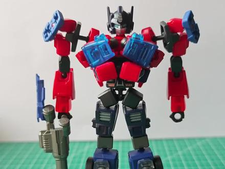 超帅的布鲁可擎天柱!!
#布鲁可#变形金刚#擎天柱#搞笑#模玩