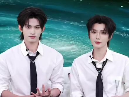 #郝熠然 #云旗 原来真的可以真心换真心 双向奔赴的感觉真不戳 郝熠然你永远是最棒的 我真的没想到你会在商务直播间宣传我们菏泽的牡丹 啊啊啊 我真的要哭啦 要不要这么戳我 #菏泽牡丹 @菏泽文化旅游