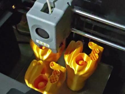 3d打印农场浅谈拓竹与闪铸如何选择,个人观点,不喜勿喷##3d打印伸缩剑 #3d打印玩具 #3d打印作品