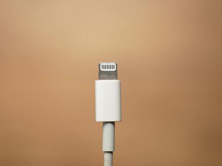 iPhone 15最大的更新:告别闪电,迎来USB-C接口!一个时代的结束! #iPhone15 #苹果手机