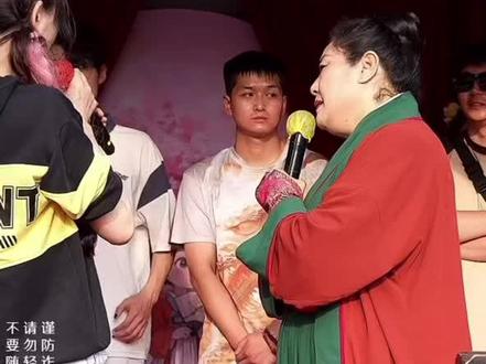 上海富婆王婆相亲正式交往还得选老实人,懂得都懂#王婆说媒 #