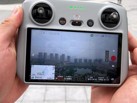 很多亲们把无人机飞远了就不知道怎么飞回来了,那么本期视频您一定要看~#大疆无人机 #无人机 #无人机航拍 #航拍 #大疆 #大疆无人机教学 #无人机培训 #飞友日常