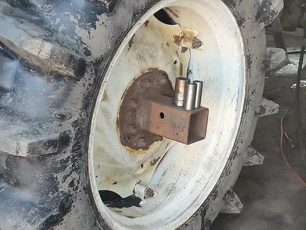 福田拖拉机后半轴油封快速正确更换方法,妙招自己在家就可以把半轴油封摩擦面处理的和新的一样!#请给手艺人一个关注双击支持 #请给手艺人一个关注双击支持 #手艺人在抖音 #记录真实生活 #手艺人