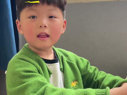 谁懂啊,正上课呢,人类幼崽突然清唱了一段《玉芬啊,玉芬》,太上头了😅#玉芬#搞笑#萌娃 #太上头了#戏精男孩