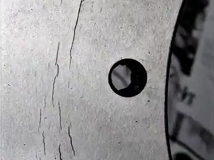 铸件冷裂纹热裂纹缺陷分析。