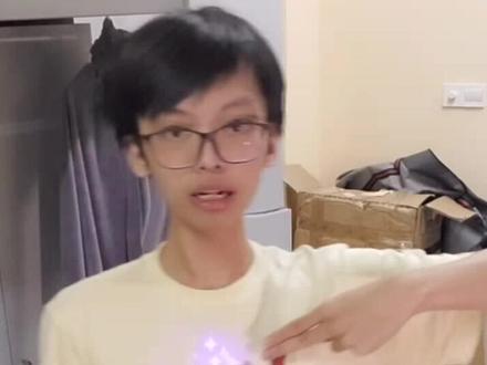 不会吧不会吧不会还有人不会召唤 #巴拉拉小魔仙 百宝书吧 #沙雕 #女娃驾到 @抖音小助手