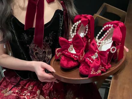 红色缎带圣歌展示纯享版~ #Lolita #缎带圣歌 #高跟鞋 #lo鞋安利