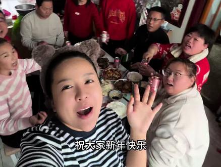 东北嫡长女回村生活vlog @小鹤(减肥版) #东北嫡长女 #过年回村 #过年